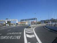 IMG_7193z_IMG_7178z_IMG_2649-si esce dalla strada per andare agli imbarchi.jpg